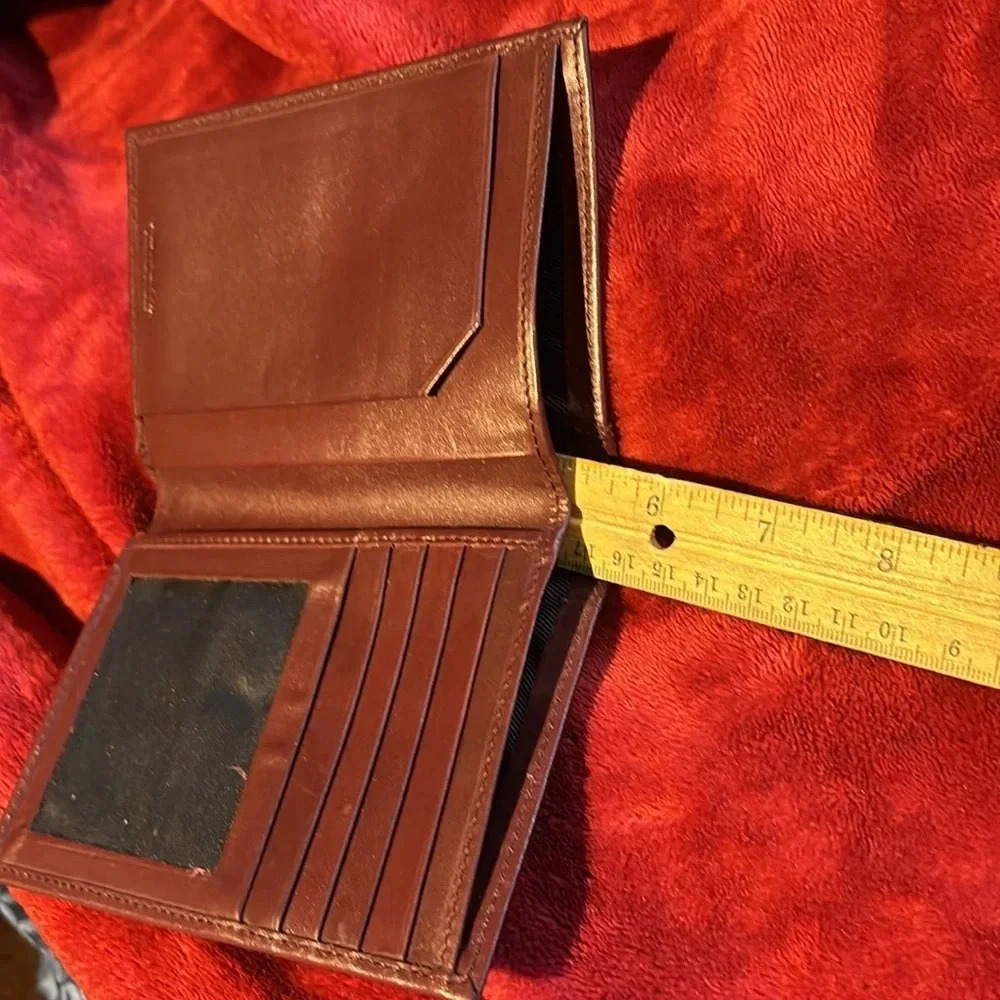 Genuine Leather wallet passport card holder in chocolate Brown - Picture 15 of 17